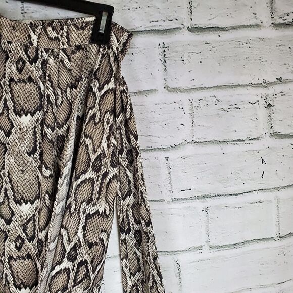 AFRM snakeskin print wrap skirt midi - Picture 2 of 8